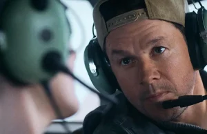 Flight Risk – Trappola ad alta quota dall’8 maggio al cinema Flight Risk - Trappola ad alta quota dall'8 maggio al cinema
