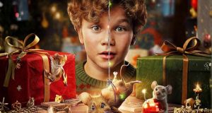 UN TOPOLINO SOTTO L’ALBERO dal 18 dicembre al cinema UN TOPOLINO SOTTO L'ALBERO dal 18 dicembre al cinema