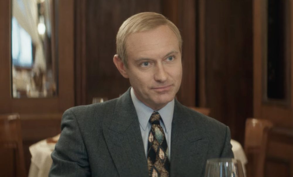 IL MAGO DEL CREMLINO - LE ORIGINI DI PUTIN di Olivier Assayas e con Jude Law dal 12 febbraio al cinema