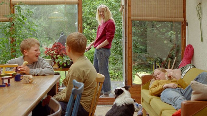 L'AMORE CHE RIMANE di Hlynur Pálmason al cinema dal 28 maggio L'AMORE CHE RIMANE di Hlynur Pálmason al cinema dal 28 maggio